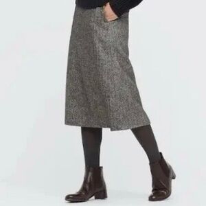 NWT UNIQLO plaid wool skirt Size M